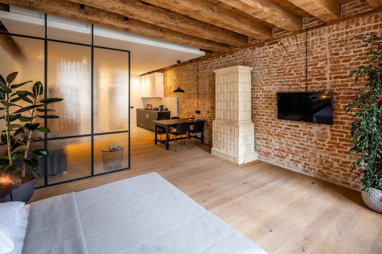 Onlviv Apartments Rynok Square 18